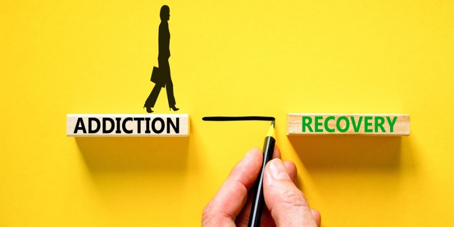 Prescription Drug Detox: The First Step Toward Lasting Recovery