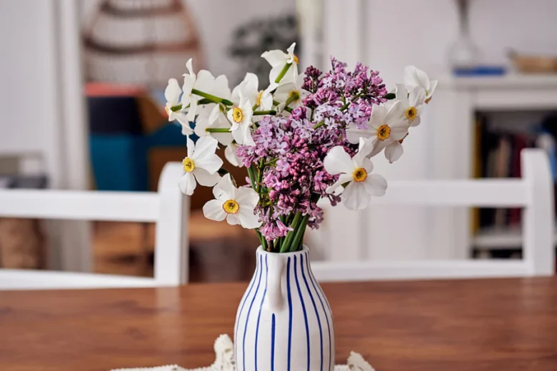 The Health Benefits Of Keeping Fresh Flowers In Your Home